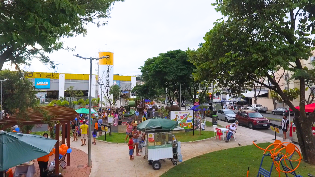 Piquenique Cultural na Praça dos Agricultores promovido pelo adotante Topázio Mall
