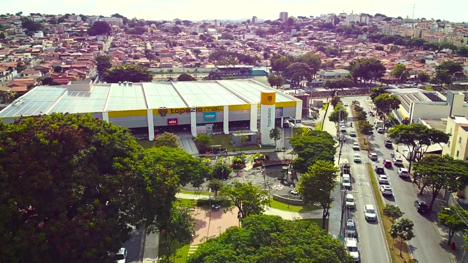 Espaço comercial - Topázio Mall Alípio de Melo